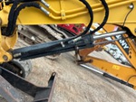 Hydraulics with Ausleger Hubzylinder