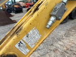 Hydraulics with Auxiliary Hydraulic Plumbing