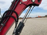 Hydraulics with Ausleger Hubzylinder