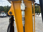 Hydraulics with Auxiliary Hydraulic Plumbing