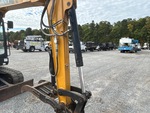 Hydraulics with Bucket Cylinder