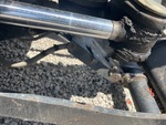 Hydraulics with Blade Lift Cylinder