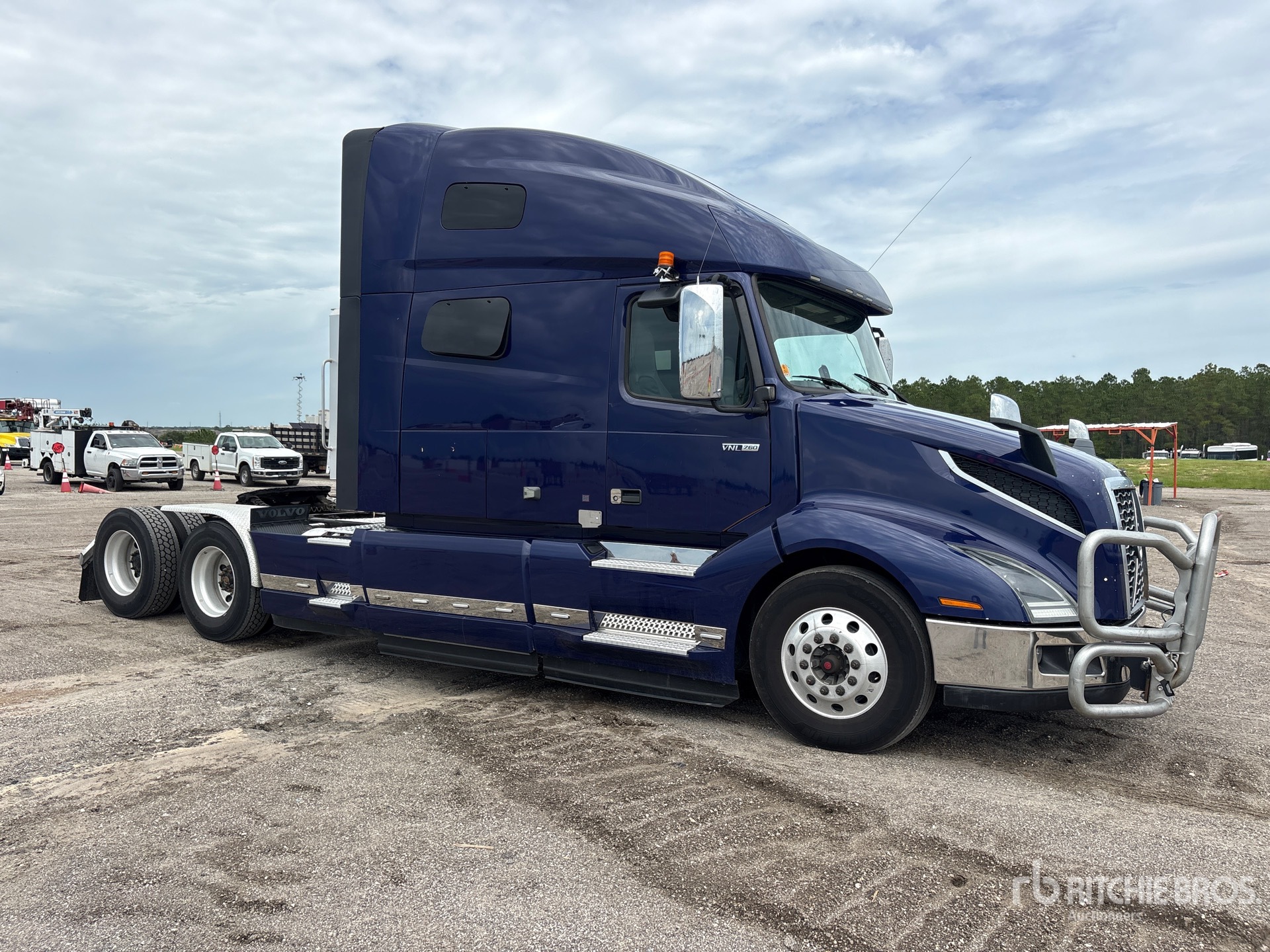 2020 Volvo VNL760