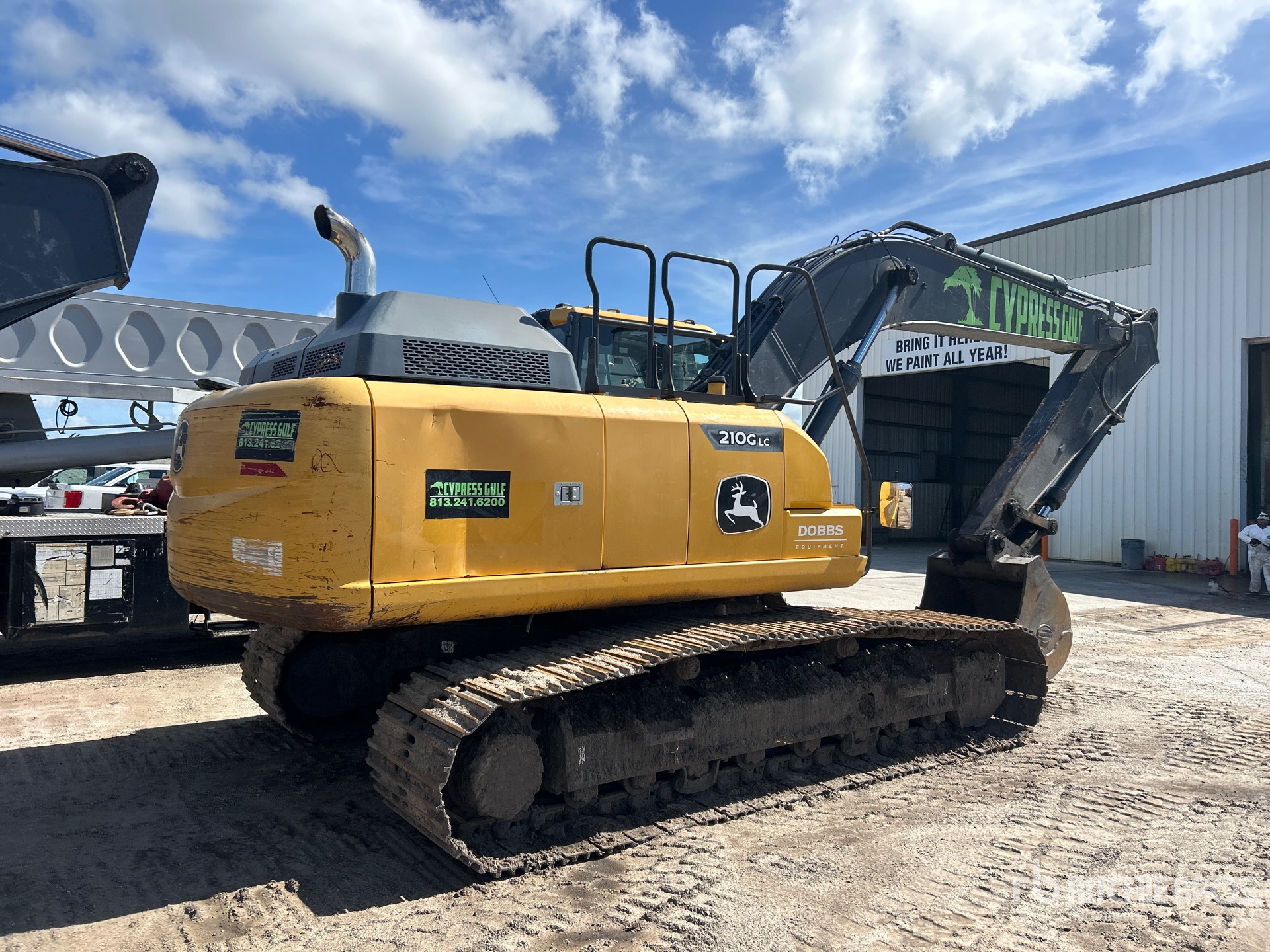 2021 John Deere 210G LC