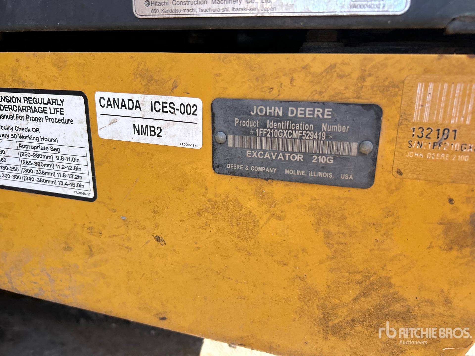 2021 John Deere 210G LC