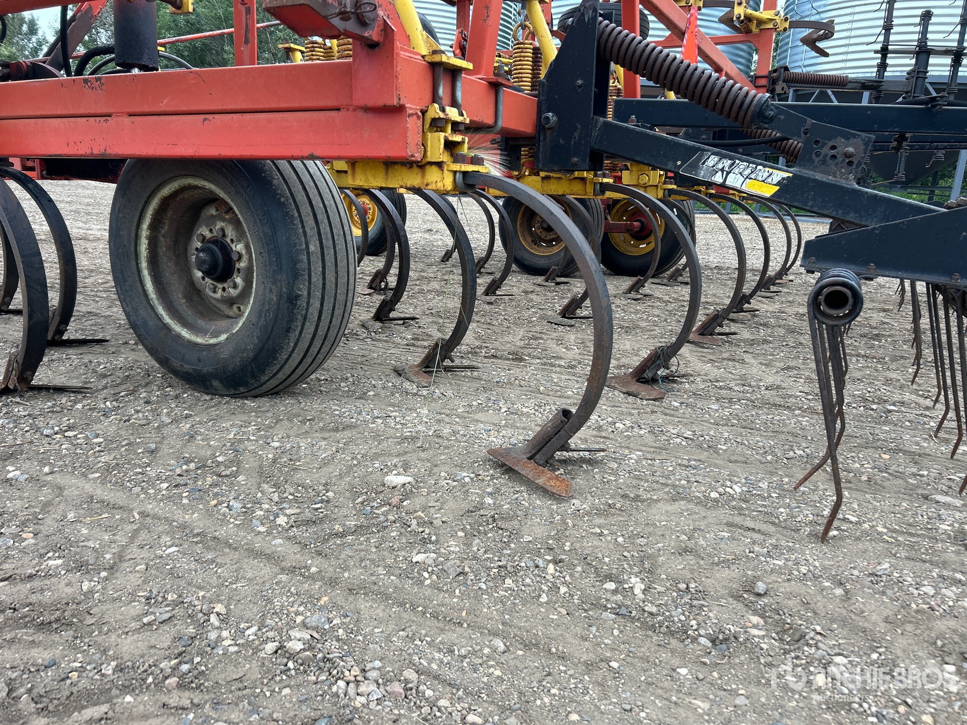 1985 Bourgault FH 528-34