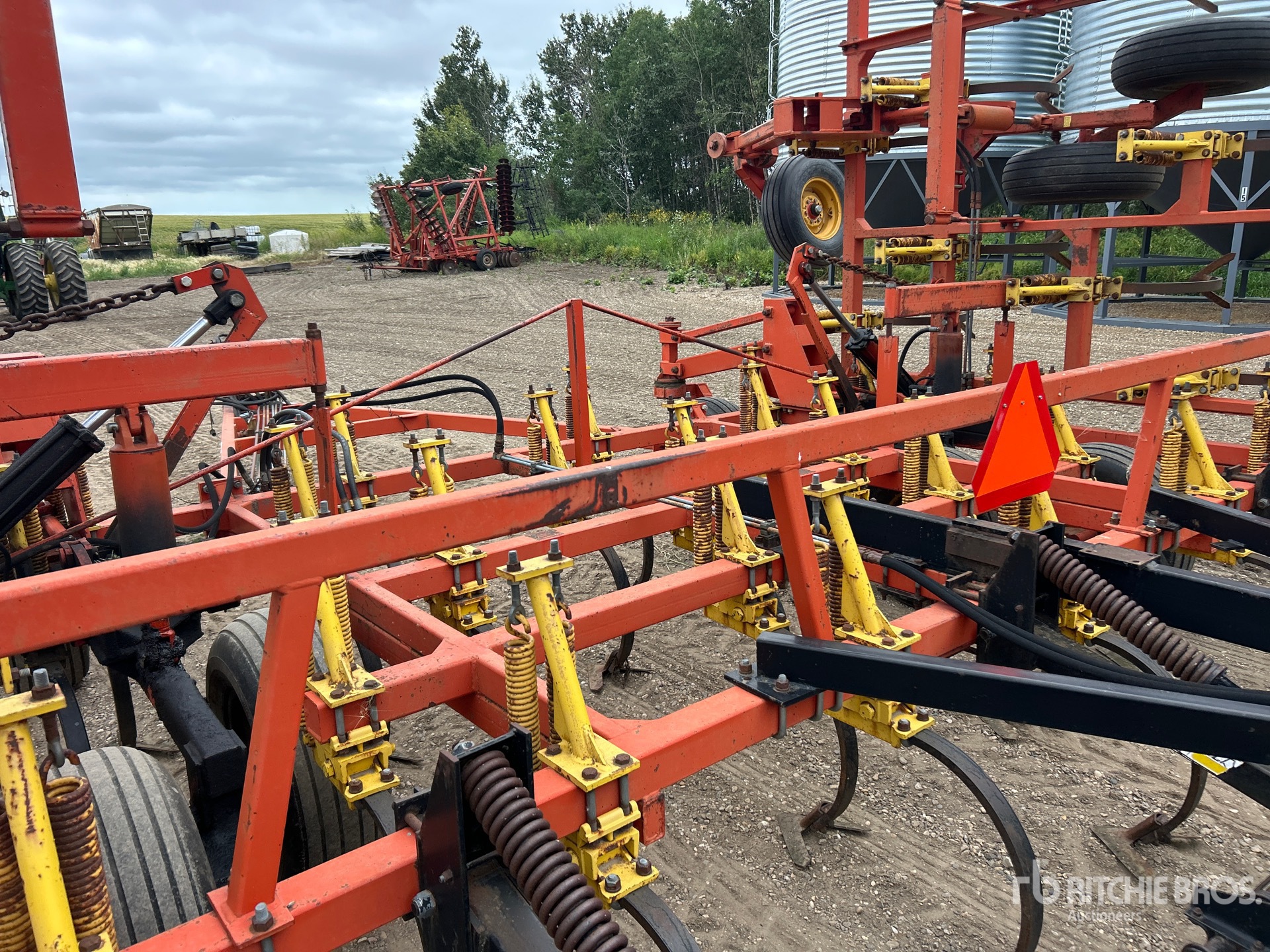 1985 Bourgault FH 528-34