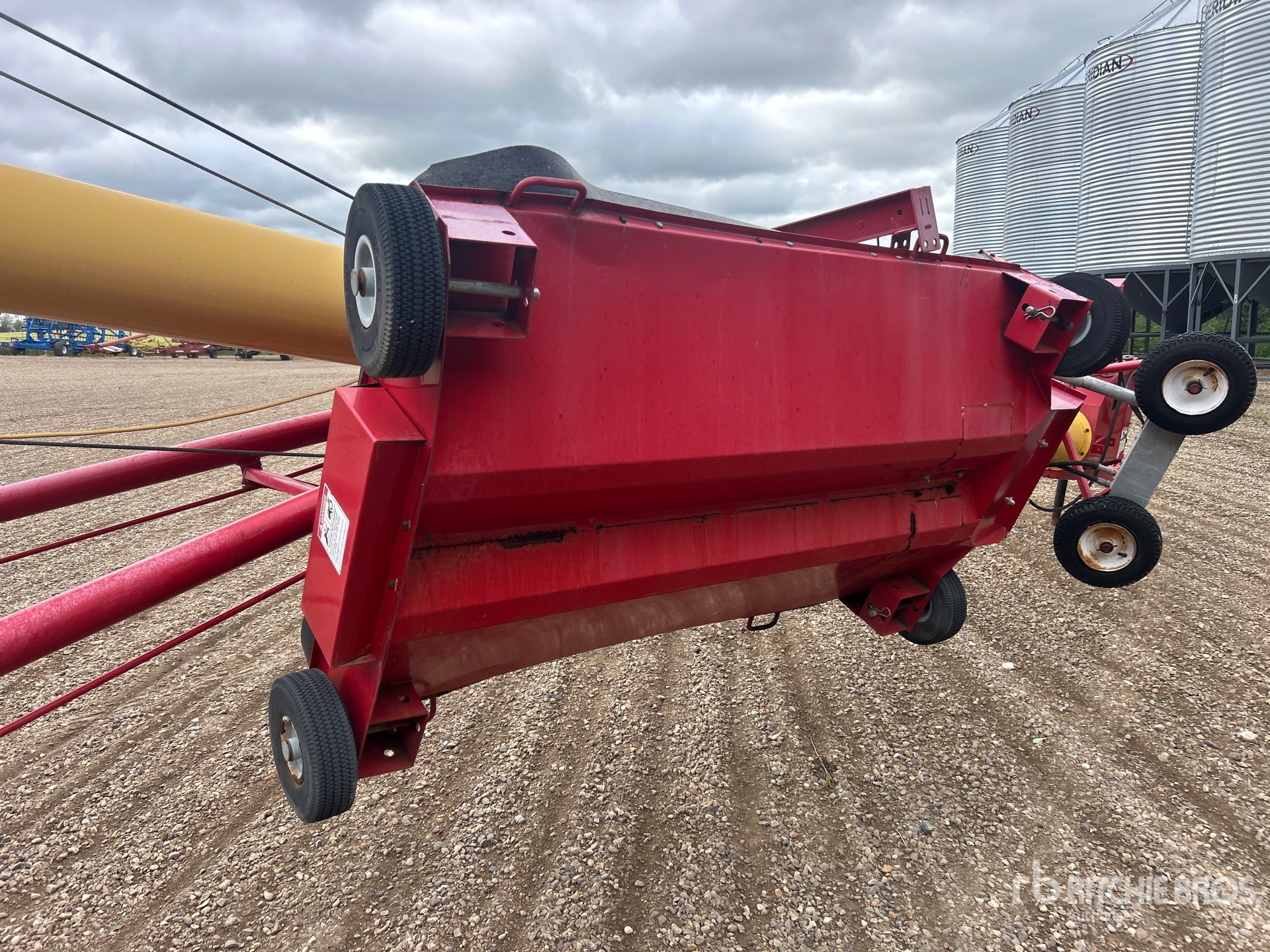 2013 Westfield 10 in x 64 ft
