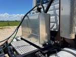 4 Underbody - Truck with Tanque hidráulico