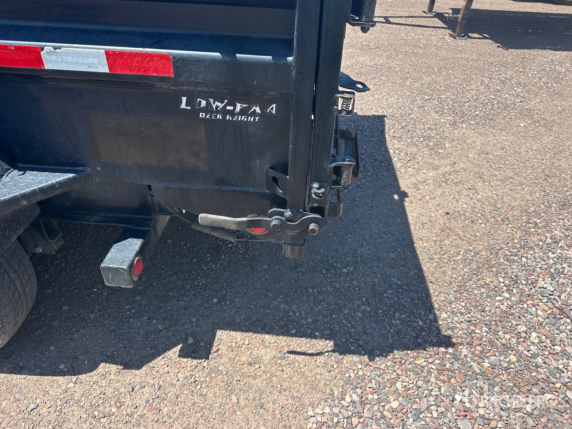 2021 Pj Trailers DL142