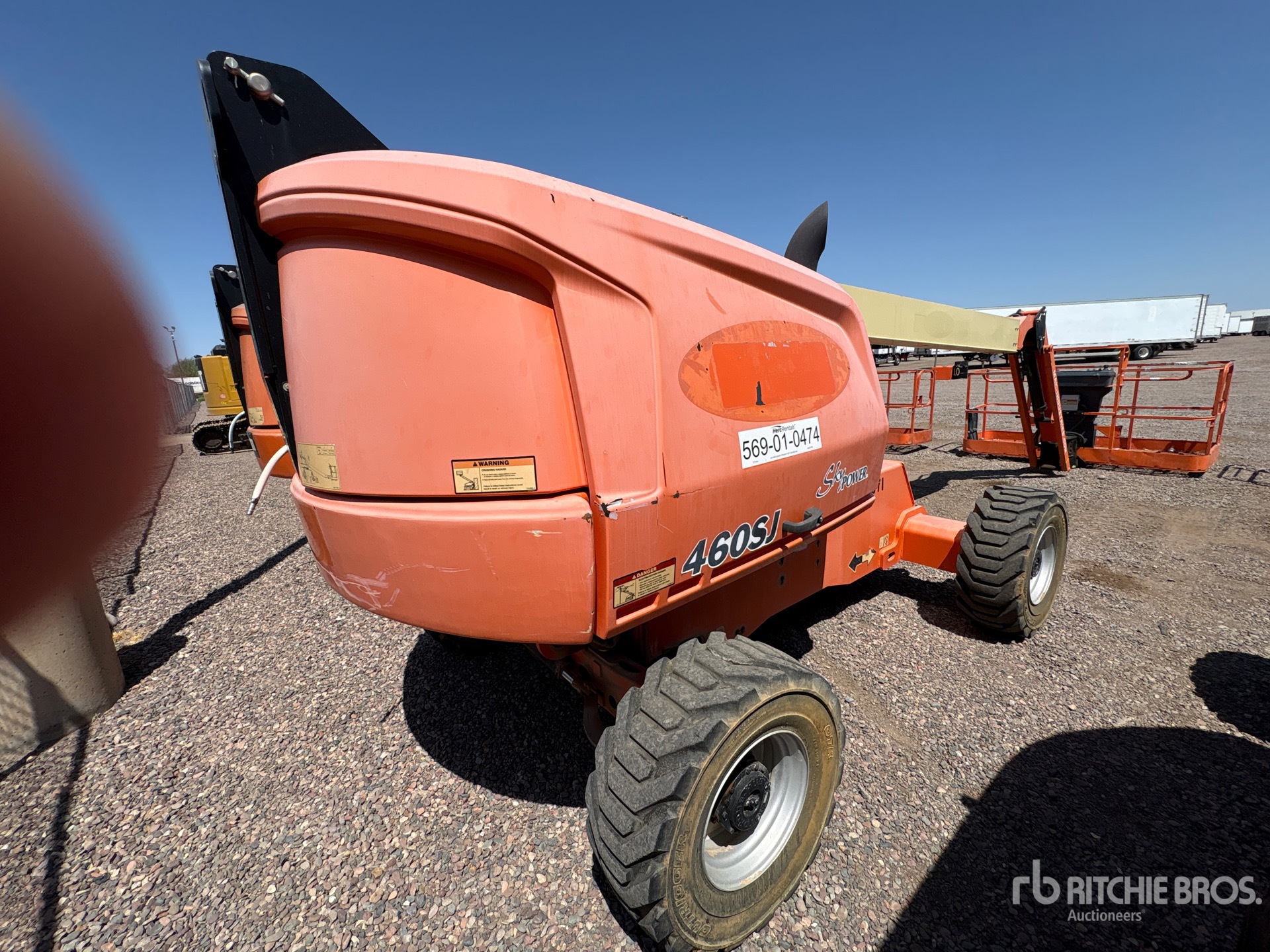 General Appearance with Picture, Right Rear Corner