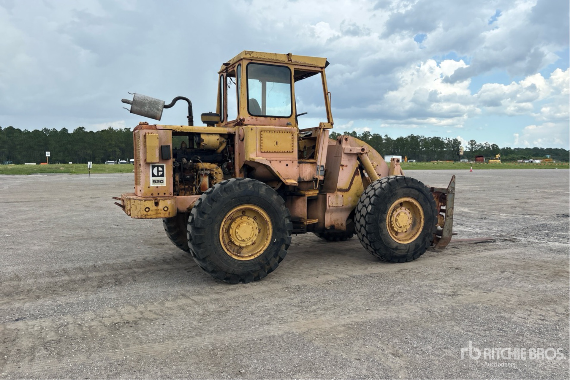 Caterpillar 920