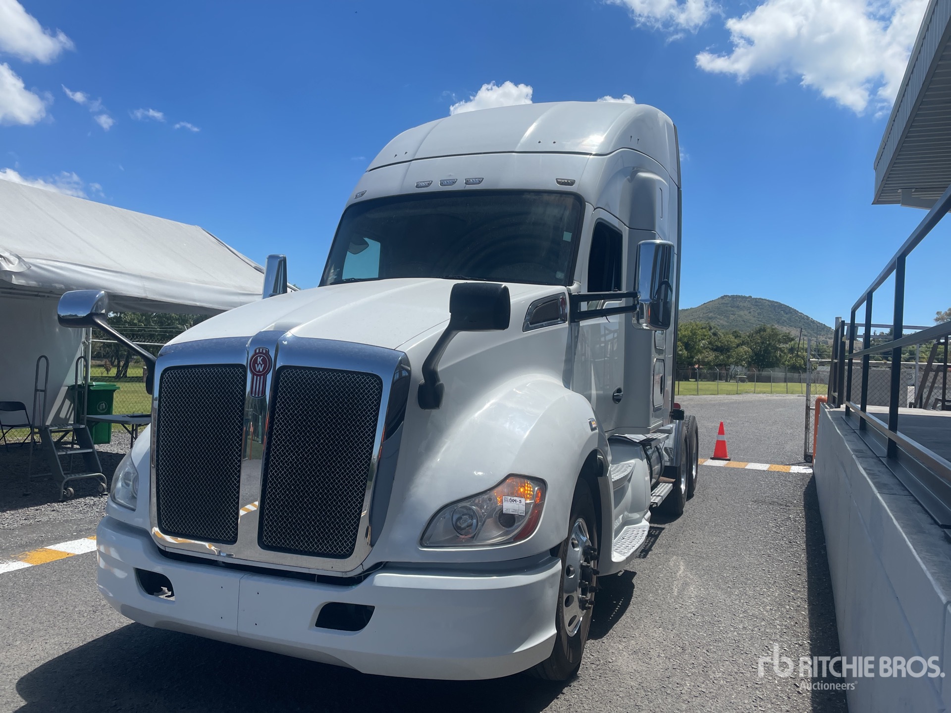 2020 Kenworth T680