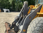 Chassis with Tilt Linkage