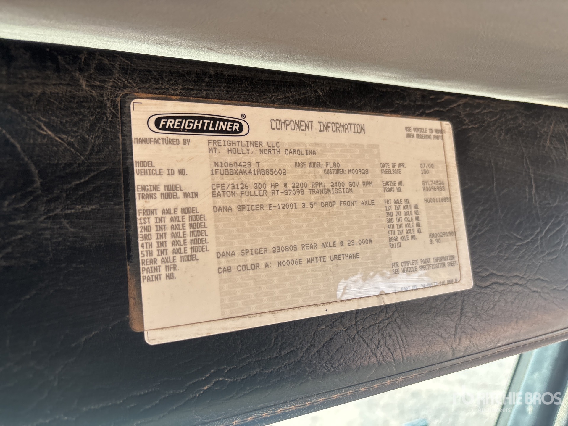 2001 Freightliner FL80