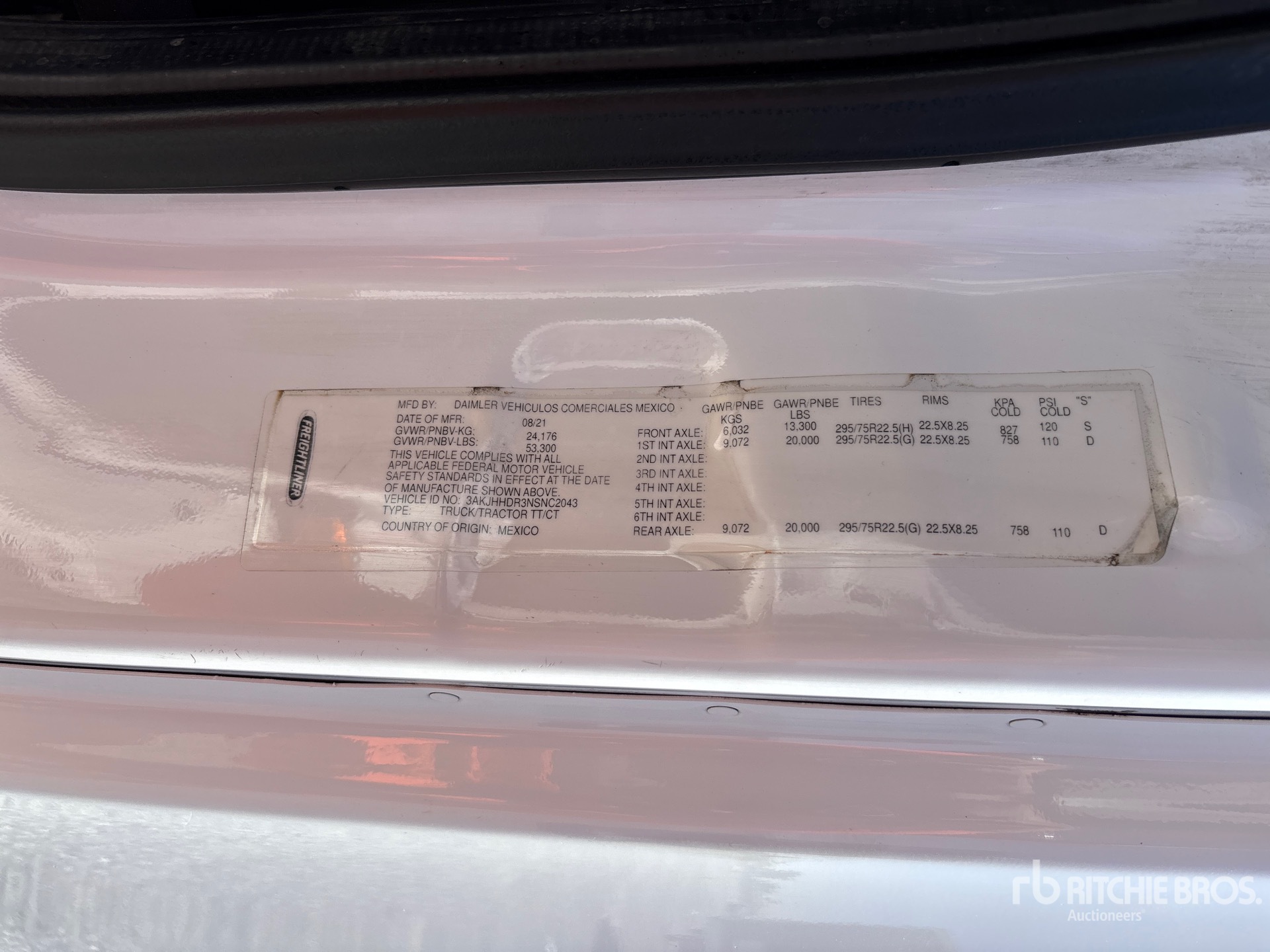 General Appearance with Numéro de série/Numéro d'identification du véhicule automobile