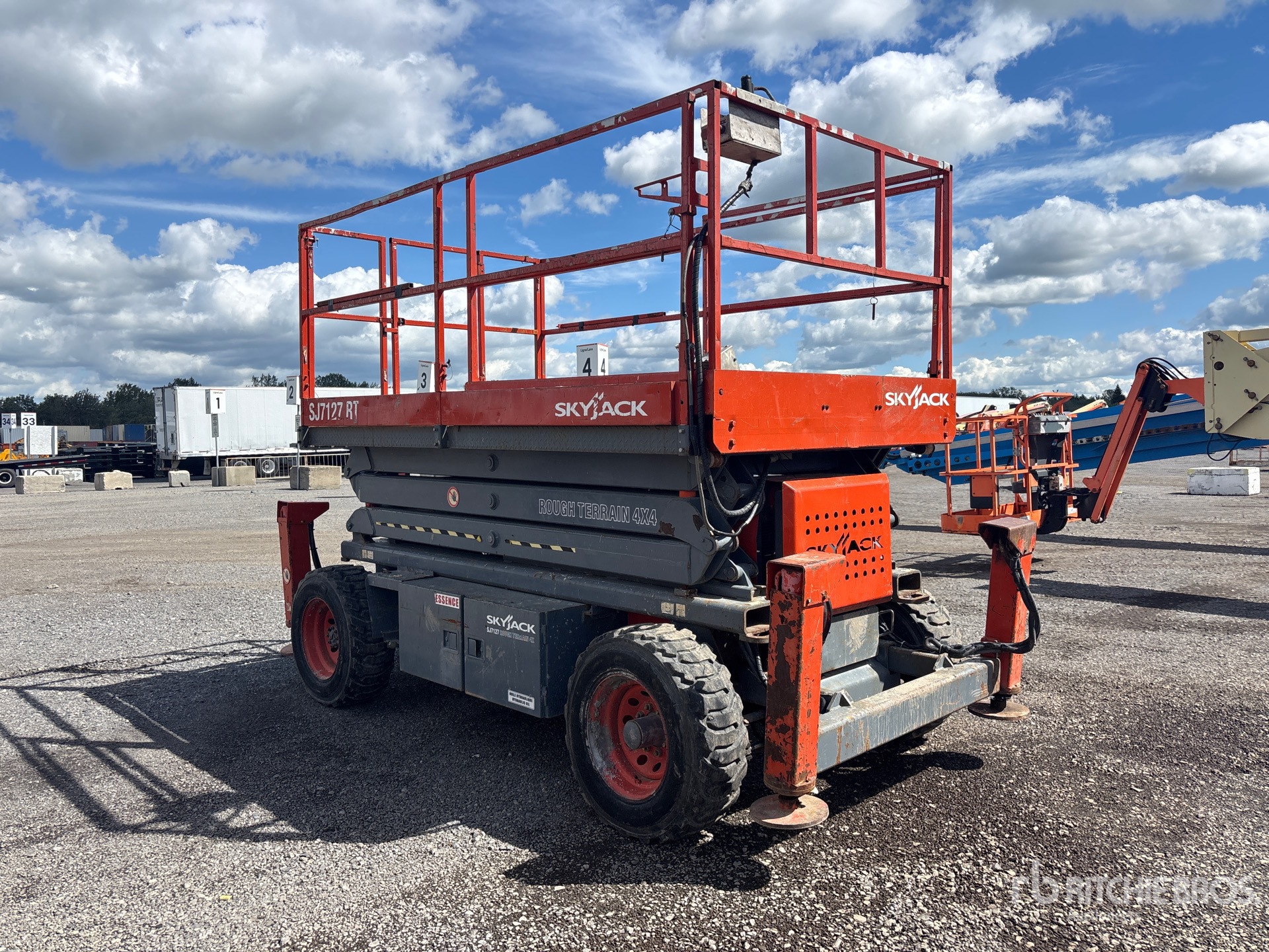 2005 Skyjack SJ7127