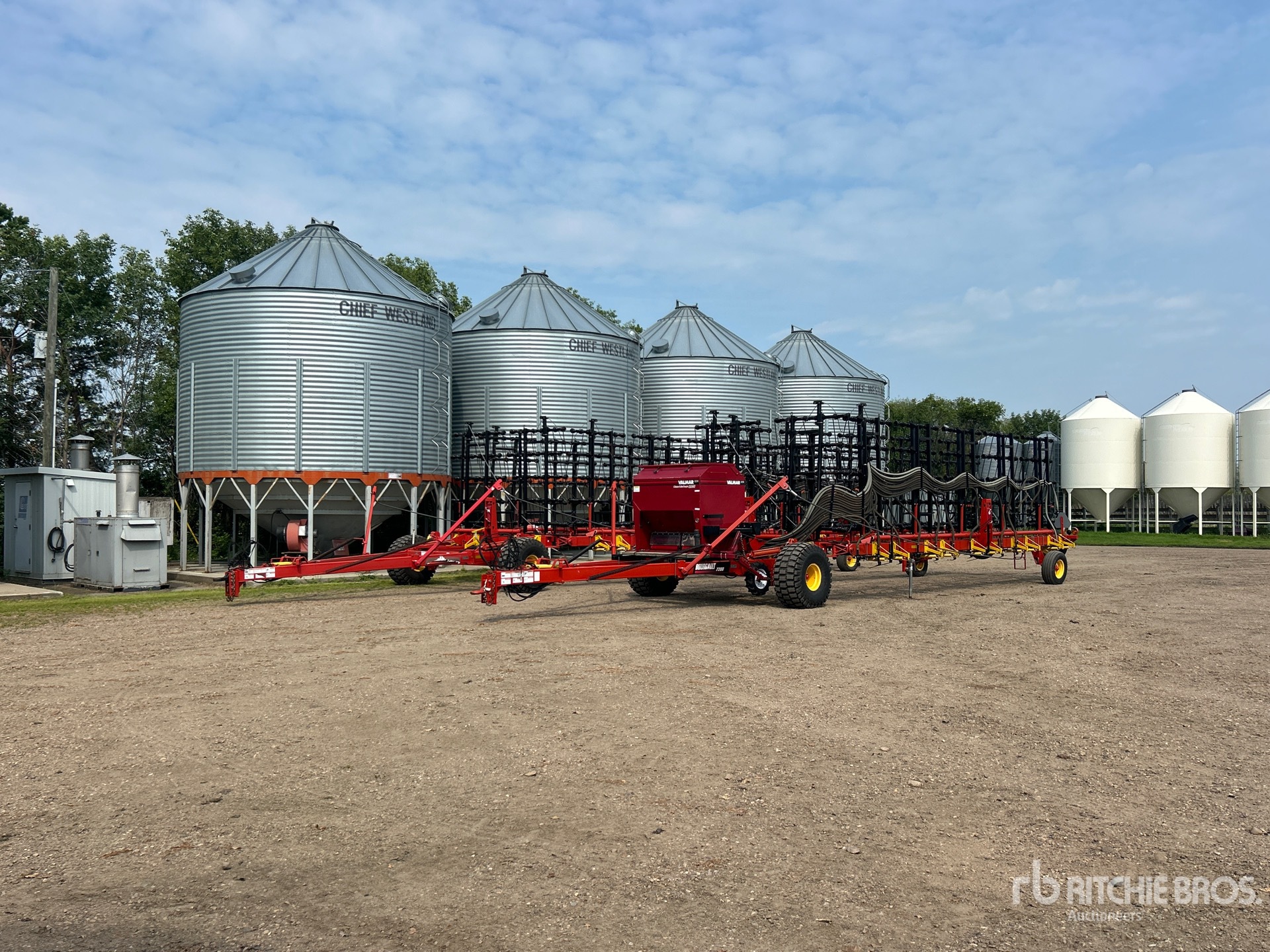 2014 Bourgault 7200