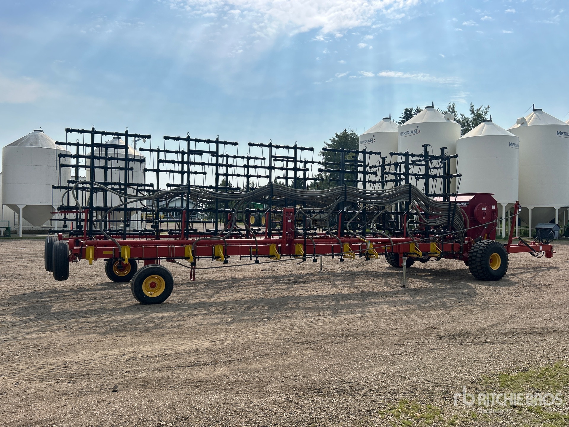 2014 Bourgault 7200