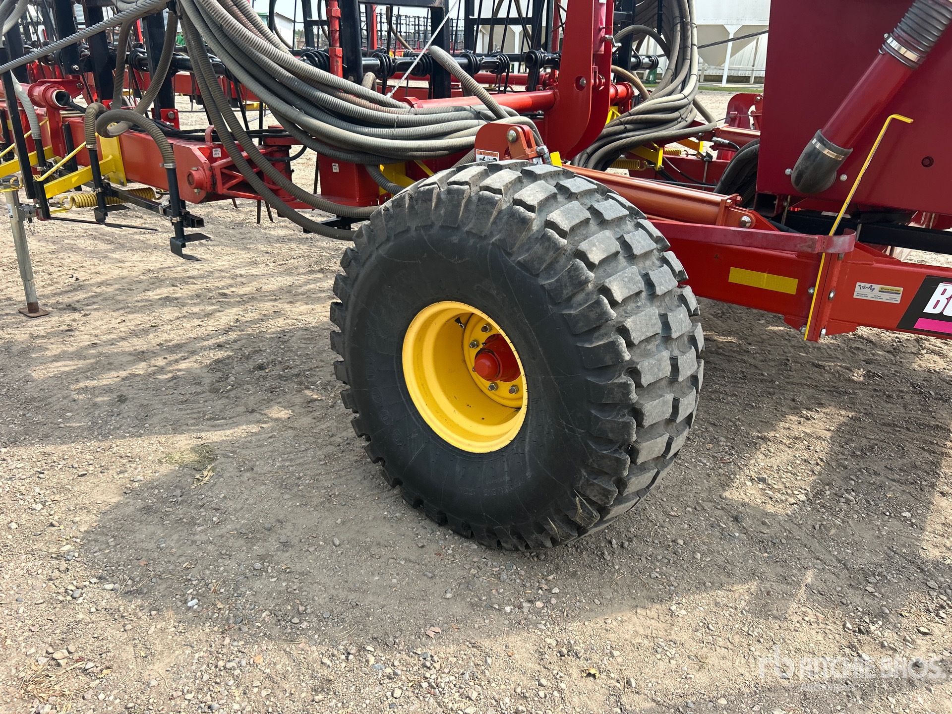 2014 Bourgault 7200