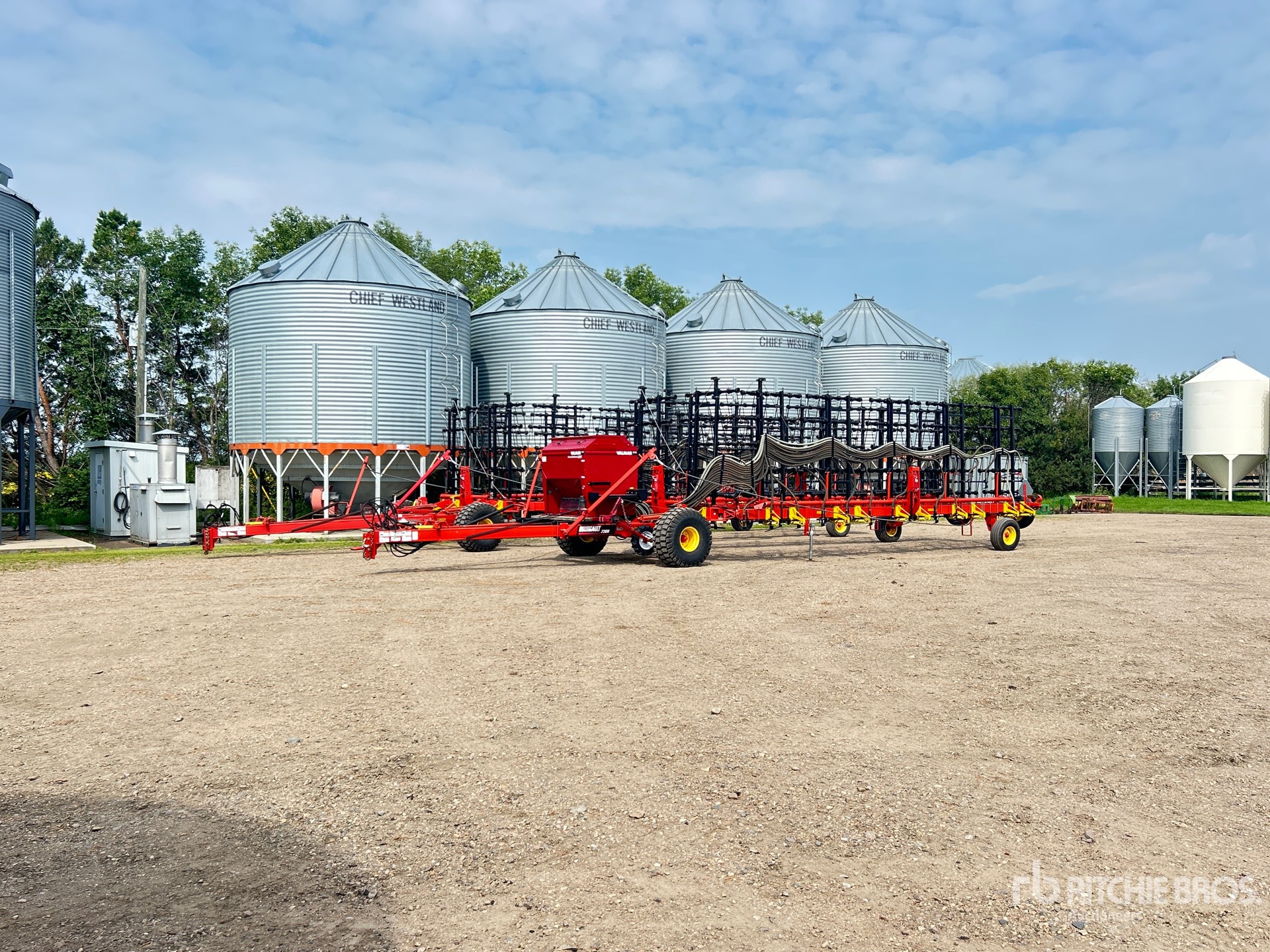 2014 Bourgault 7200