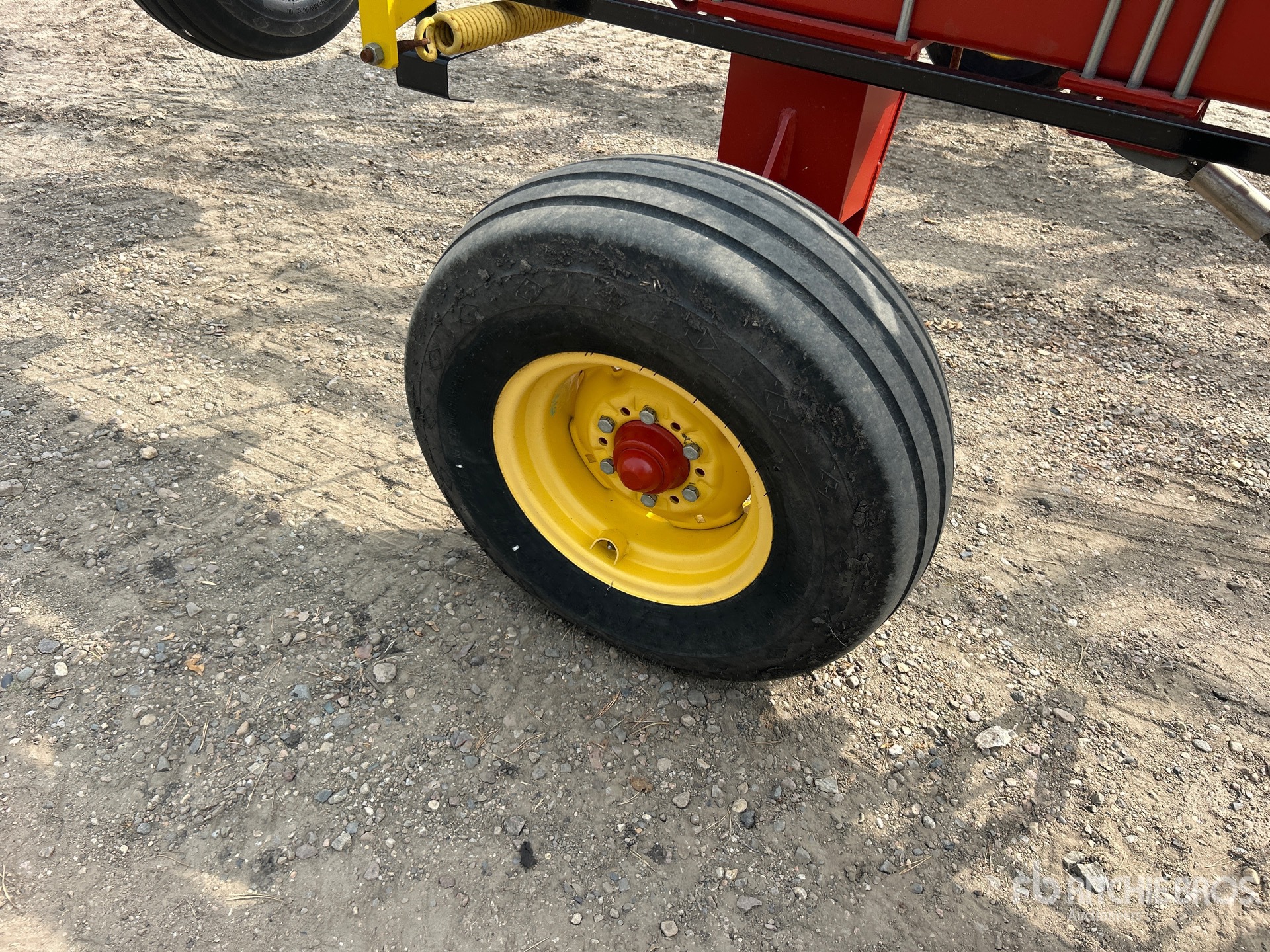 2014 Bourgault 7200