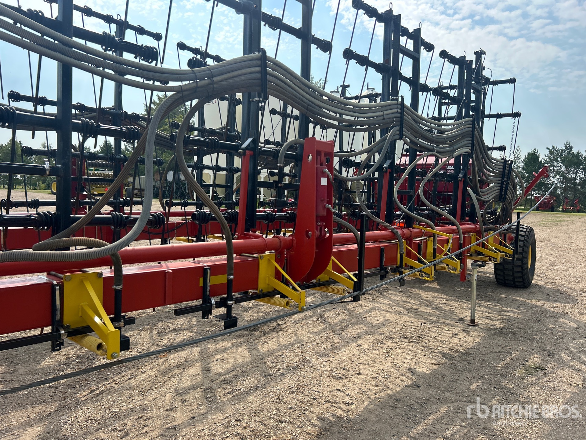 2014 Bourgault 7200