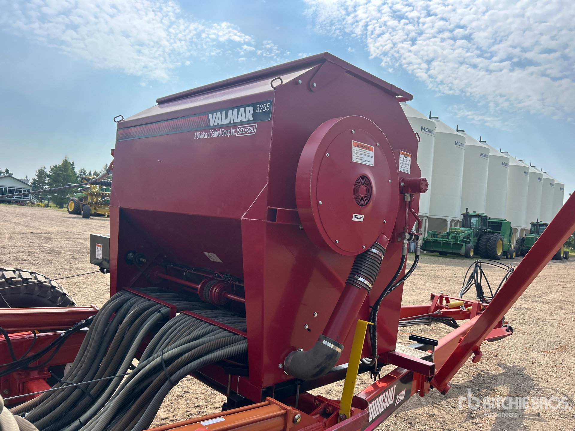 2014 Bourgault 7200