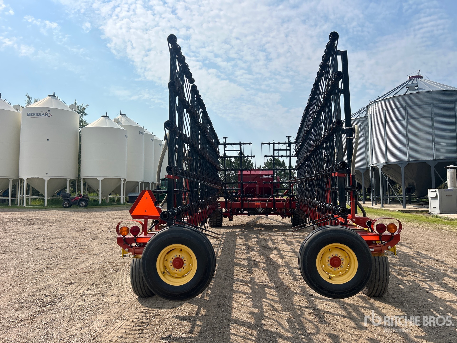 2014 Bourgault 7200