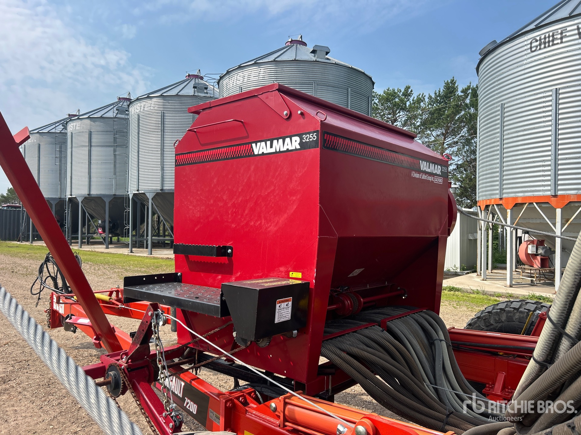 2014 Bourgault 7200