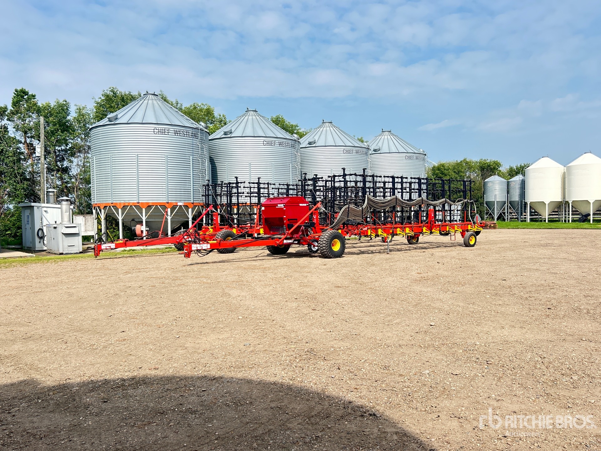 2014 Bourgault 7200