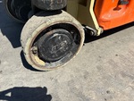 Châssis with Left Front Tire