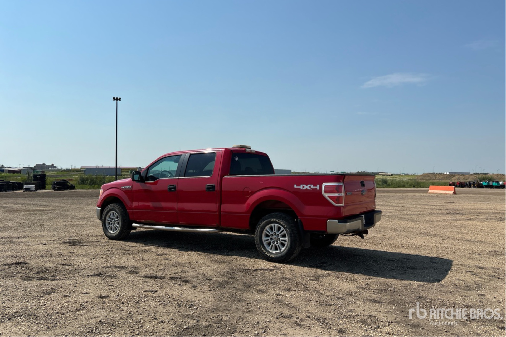 General Appearance with Picture, Left Rear Corner