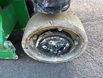 Podwozie with Right Front Tire