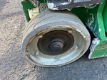 Podwozie with Right Rear Tire