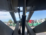 Hydraulics with Lift Cylinders