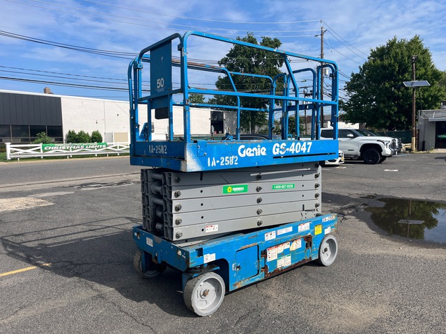 2016 Genie GS-4047 Electric Scissor Lift