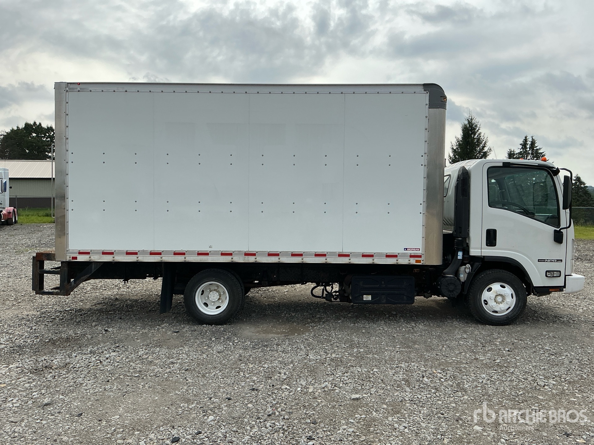 2021 Isuzu NPR