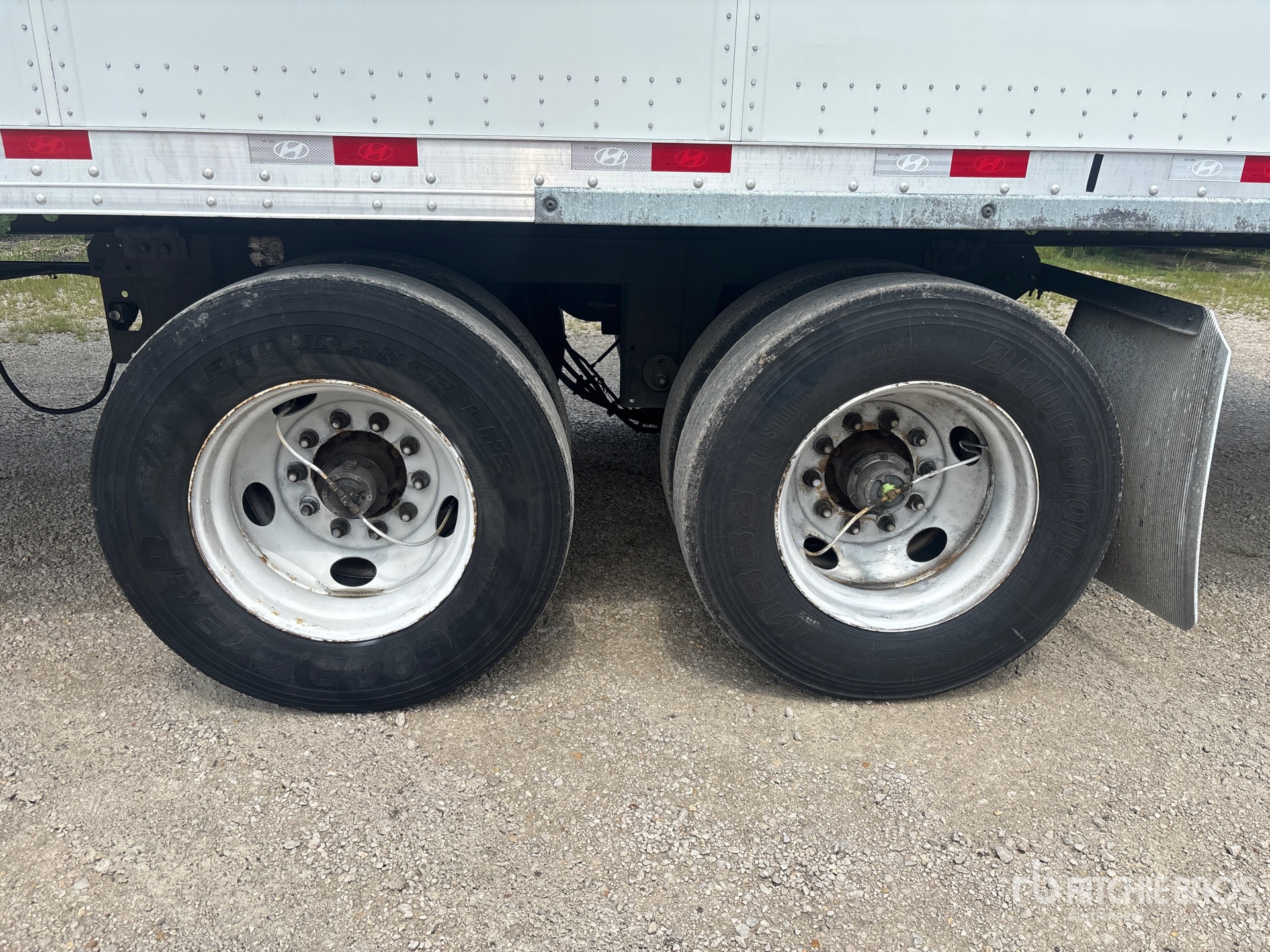 2023 Hyundai VC2530152-AJS
