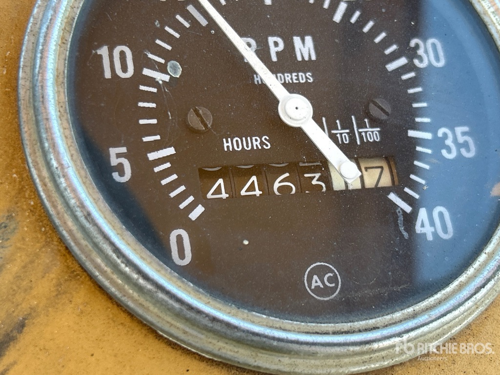 General Appearance with Hour Meter / Odometer