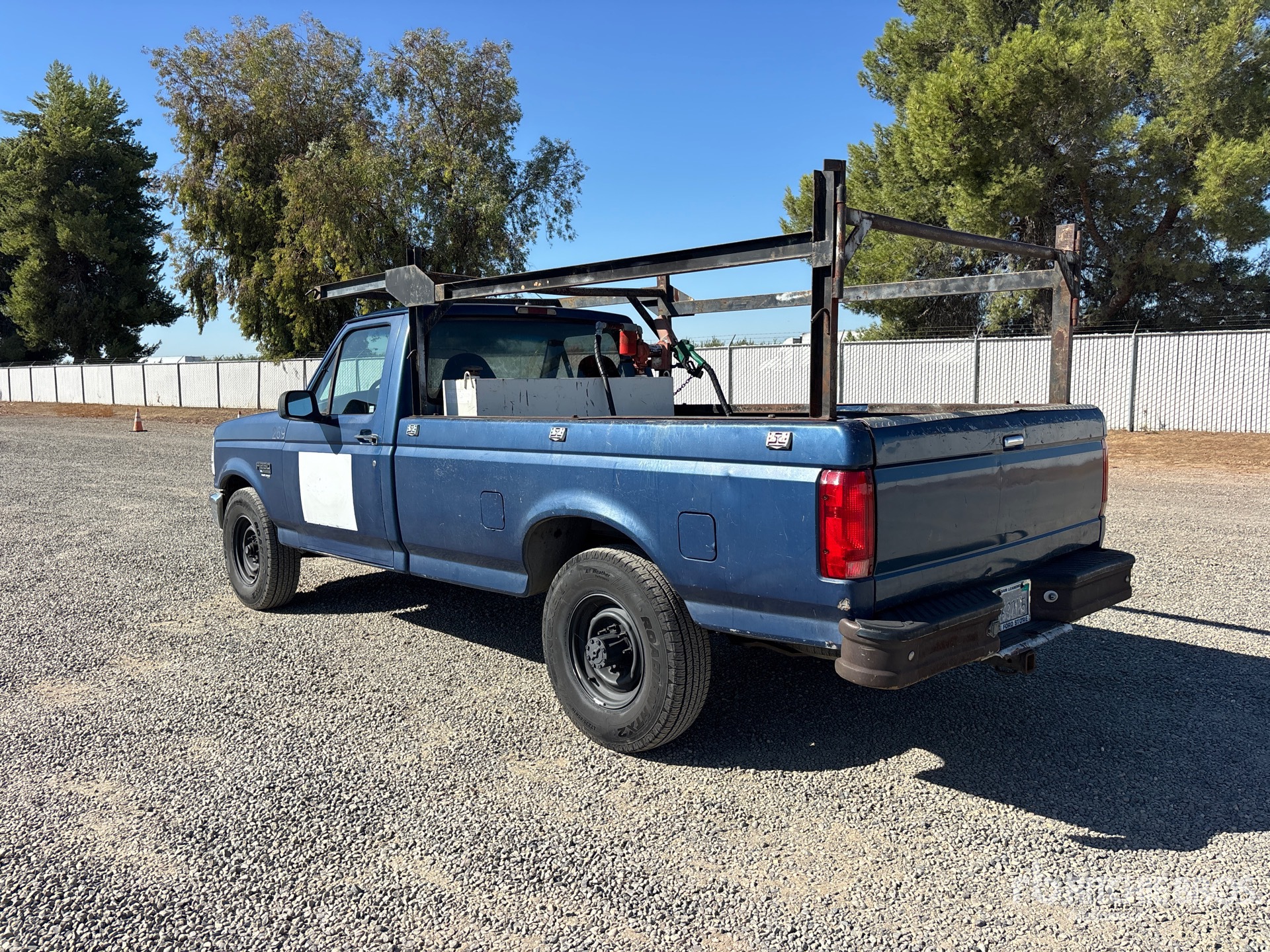 General Appearance with Image, coin arrière gauche
