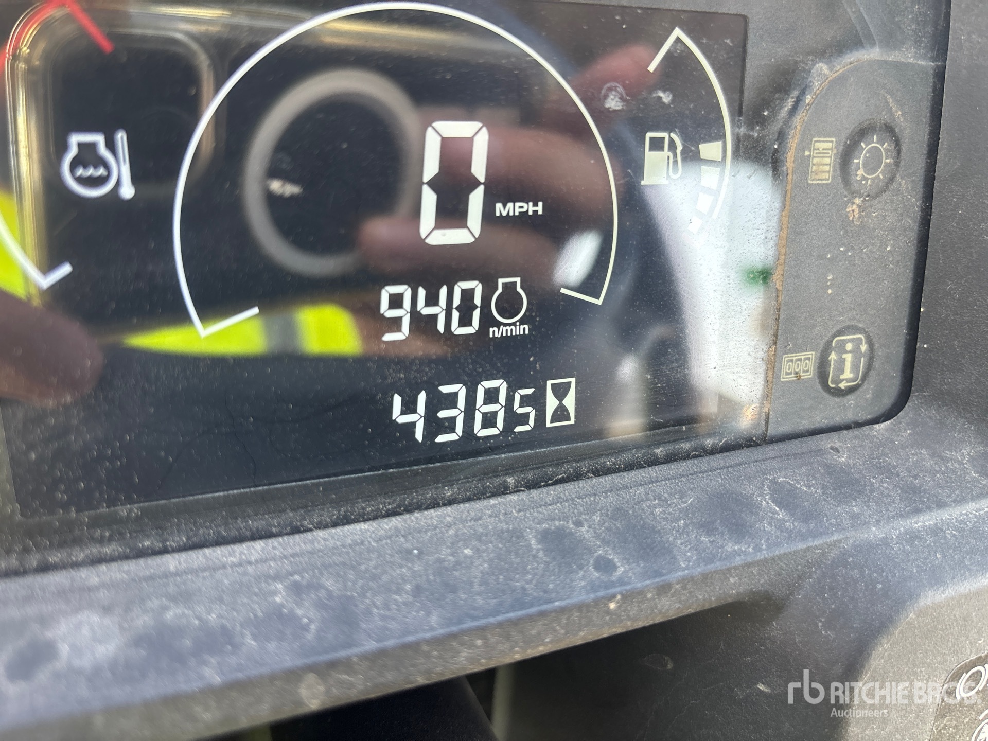 General Appearance with Hour Meter / Odometer