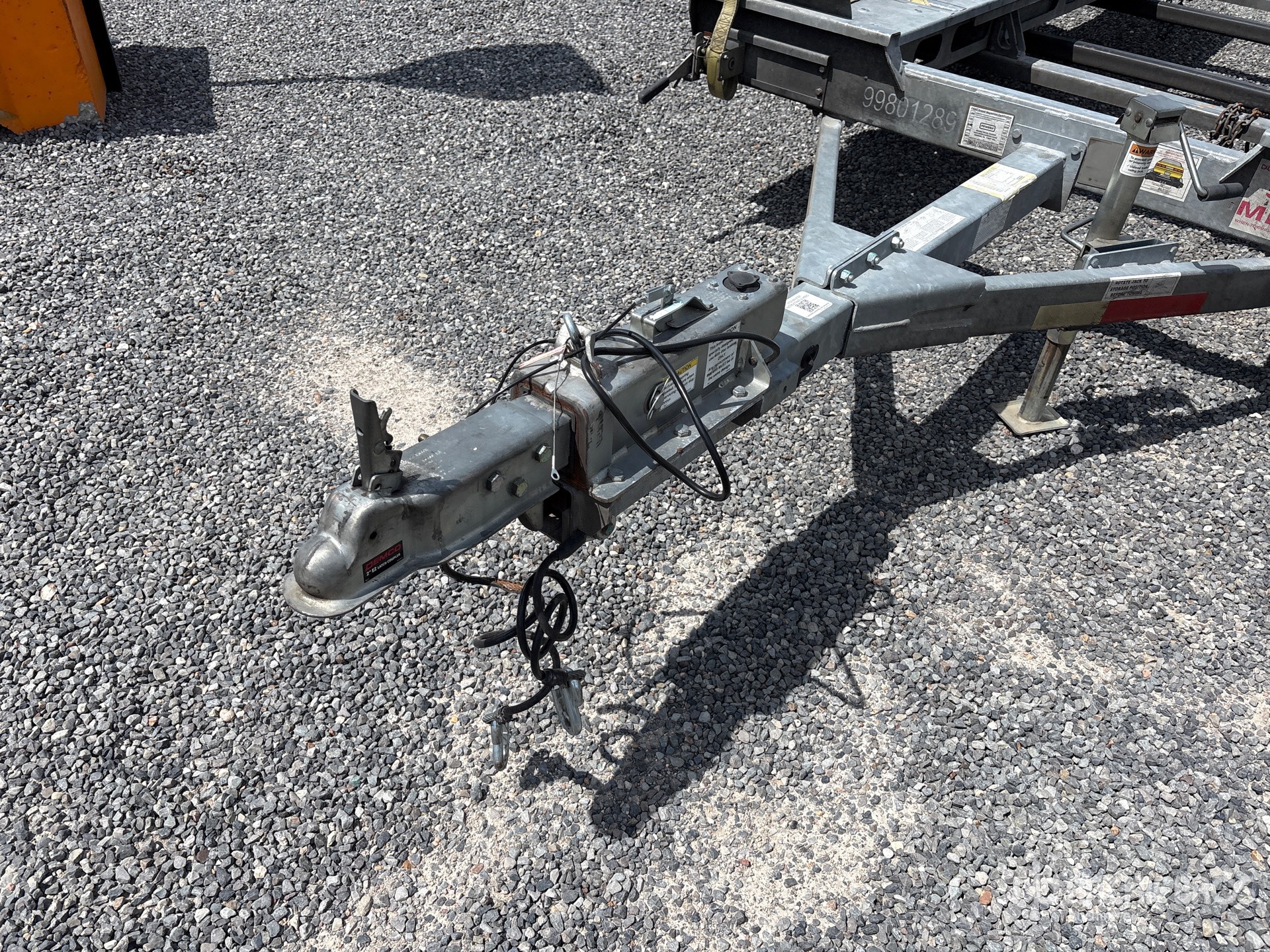 2020 Demco AT7000P