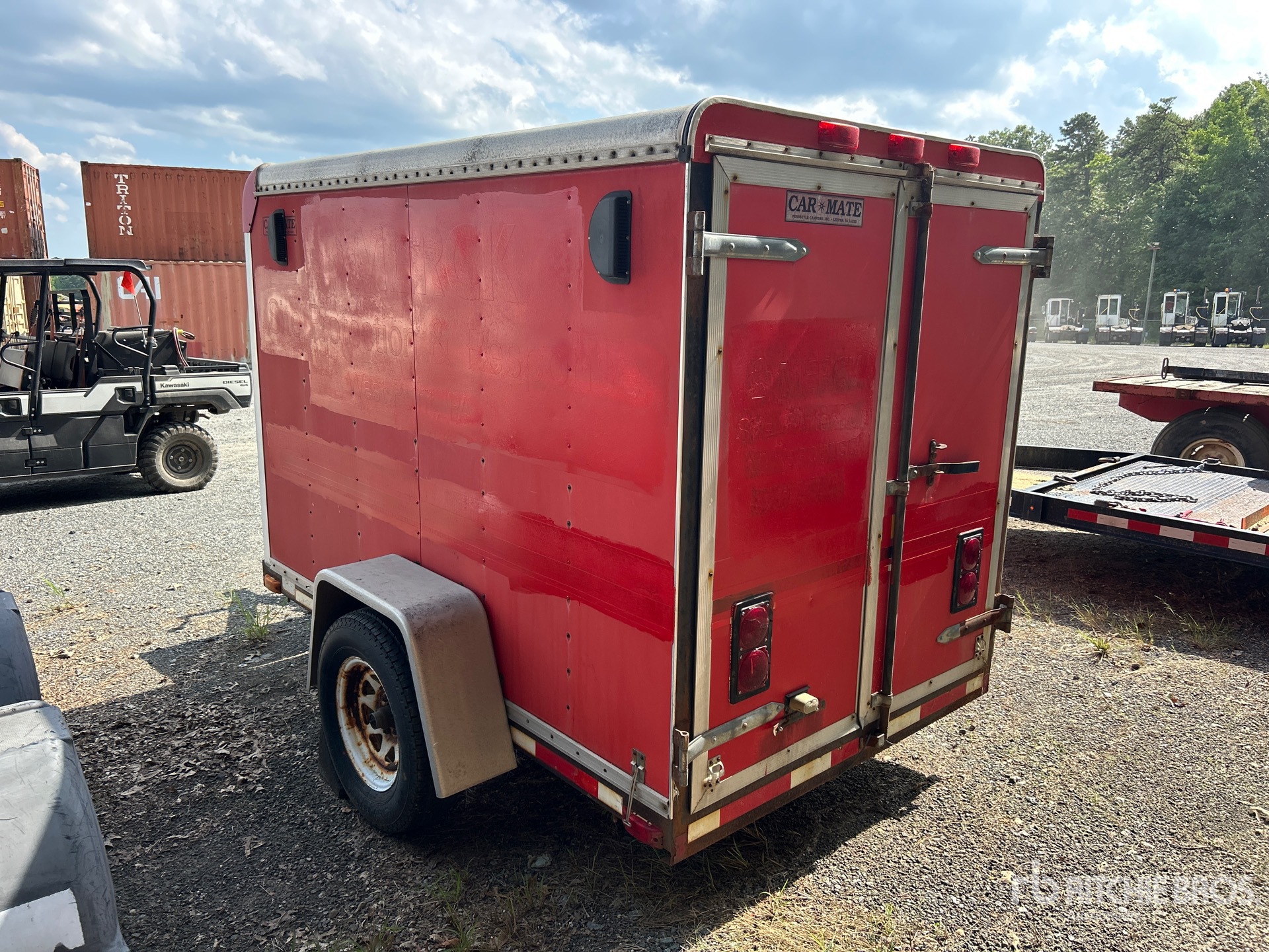 General Appearance with Picture, Left Rear Corner