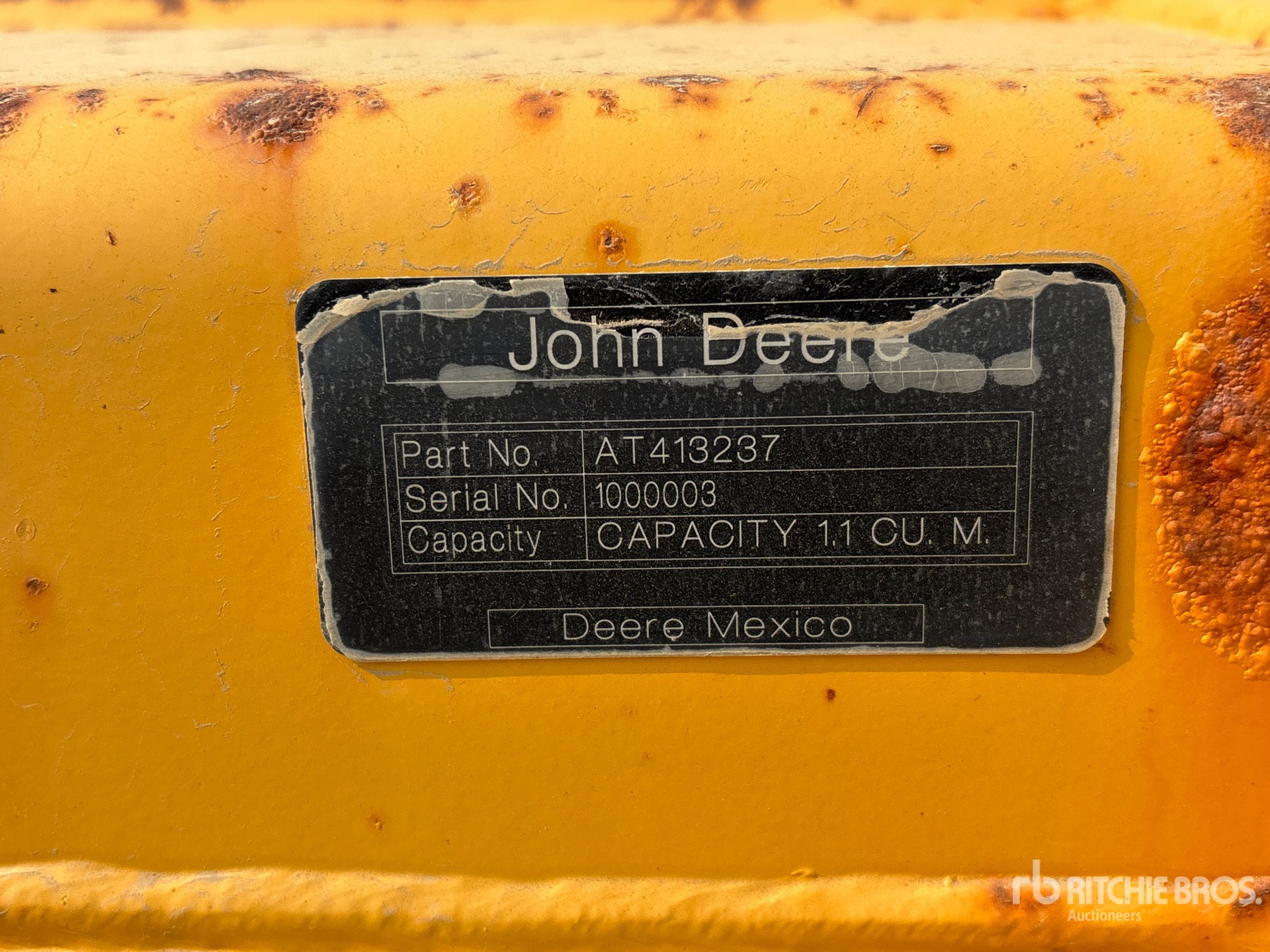John Deere 85 in