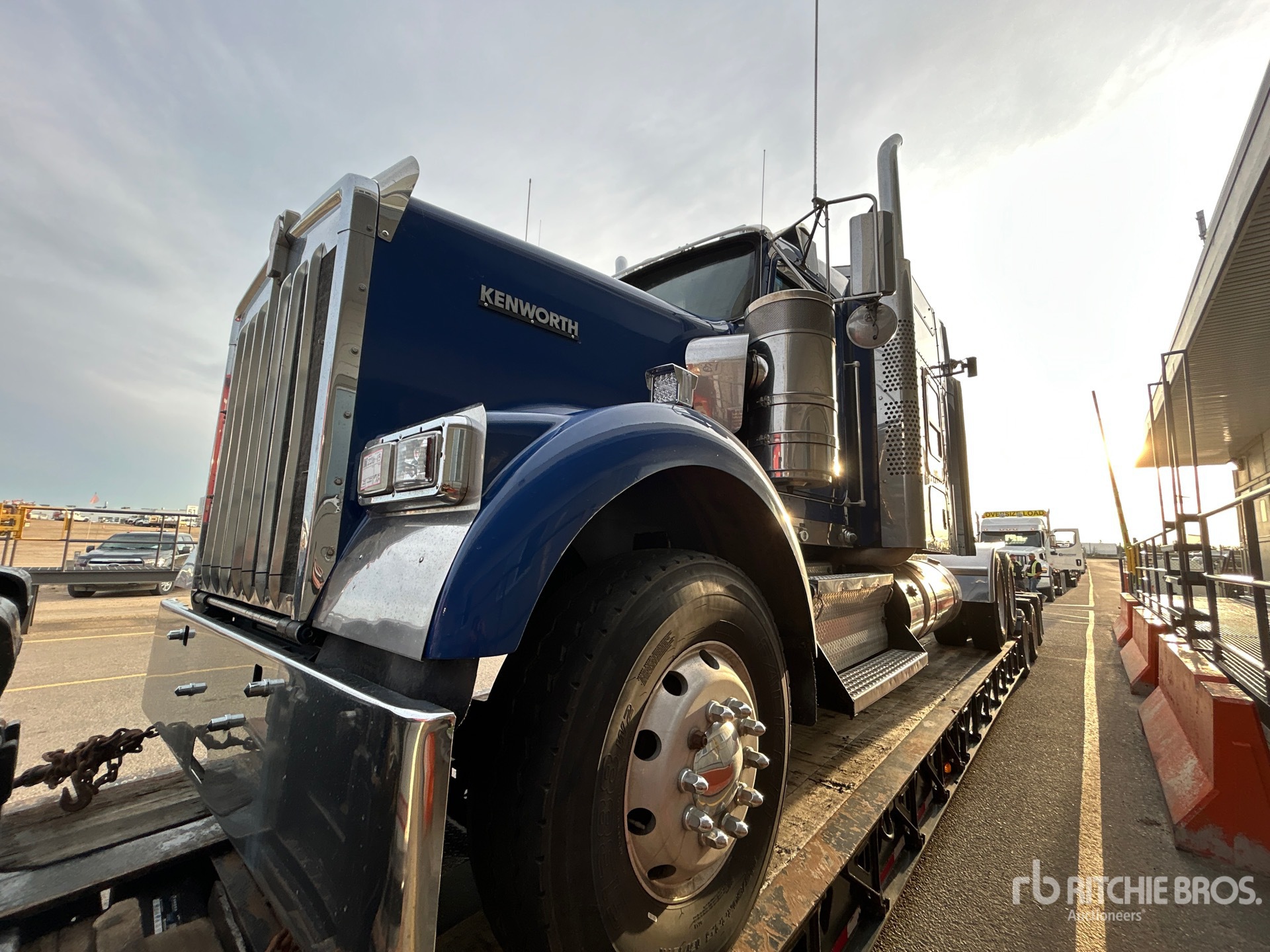2017 Kenworth W900