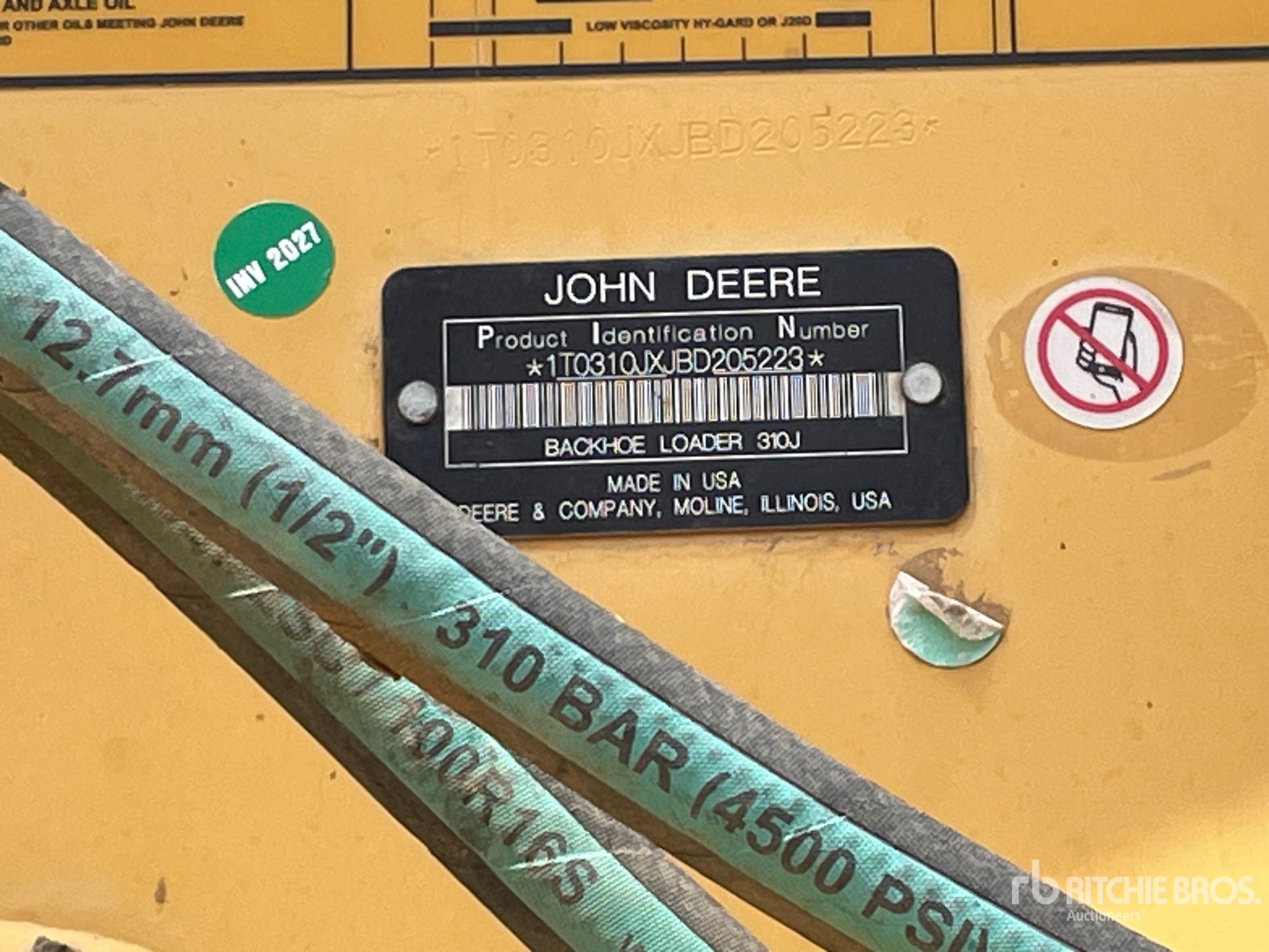 Photo of a 2011 John Deere 310J