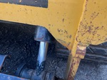 Hydraulics with Bucket Tilt Cylinders
