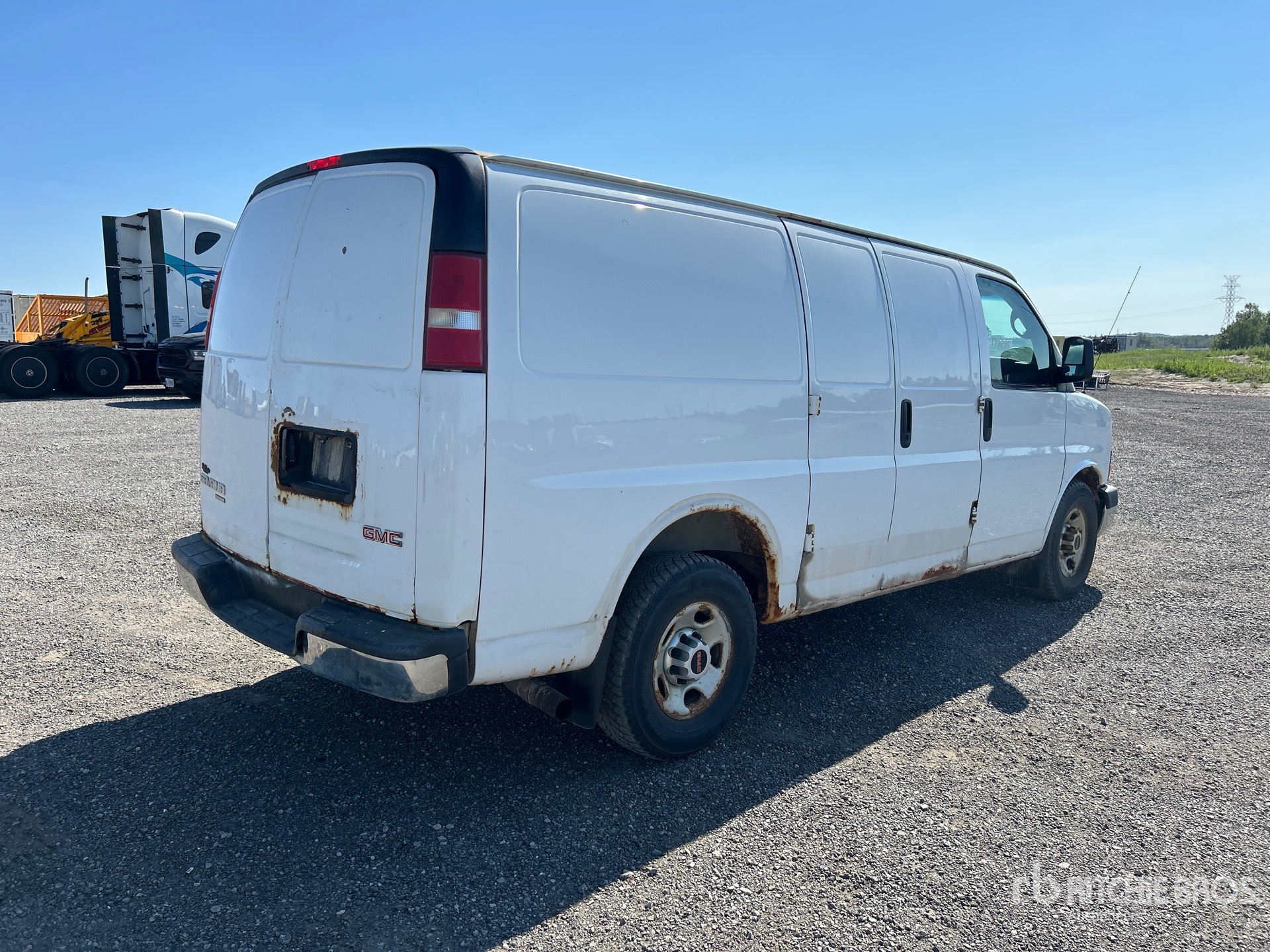 2014 GMC SAVANA 2500