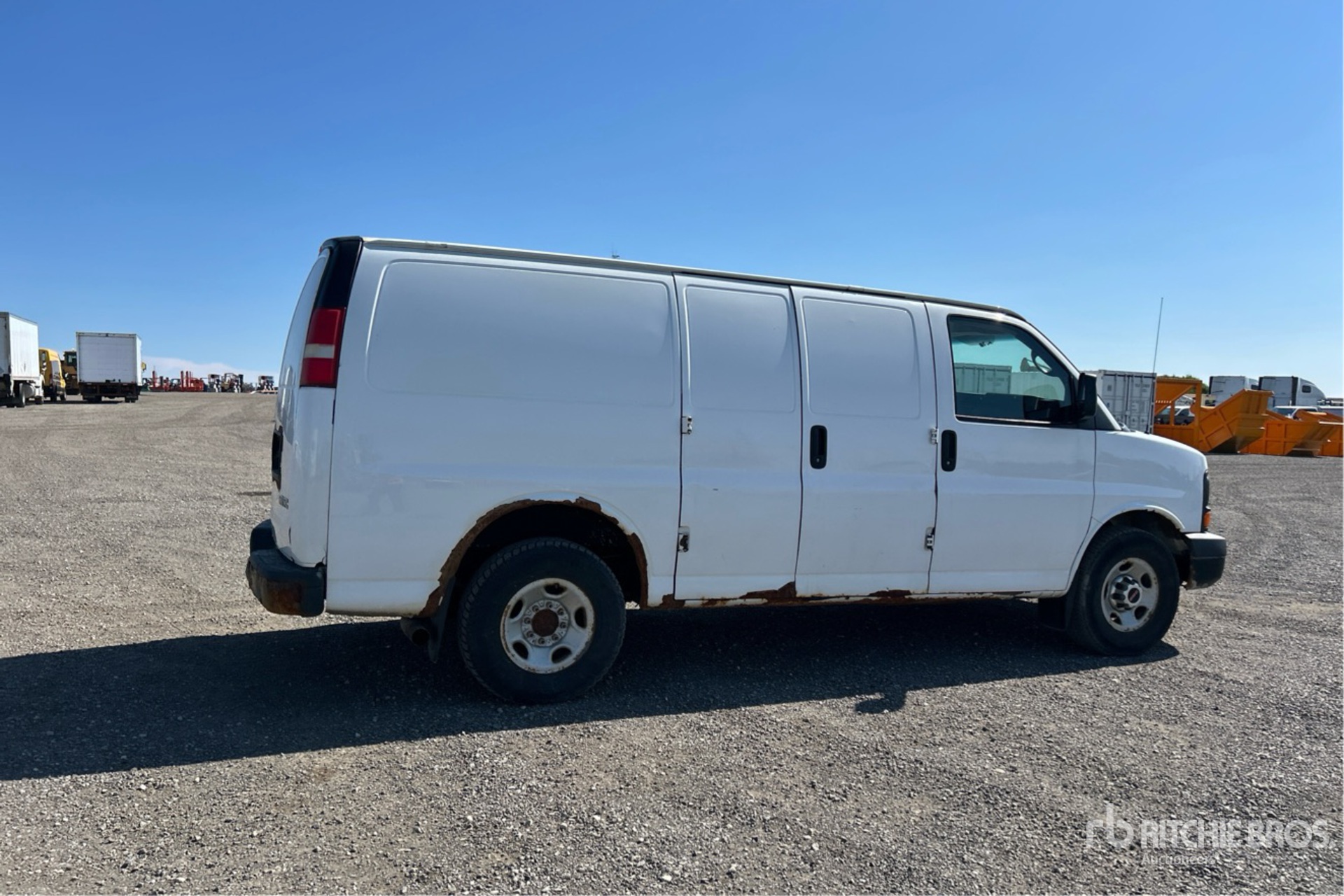 2015 GMC SAVANA 2500